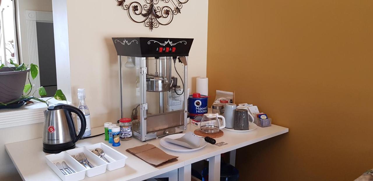 Tuscan Ridge Guesthouse Calgary West エクステリア 写真