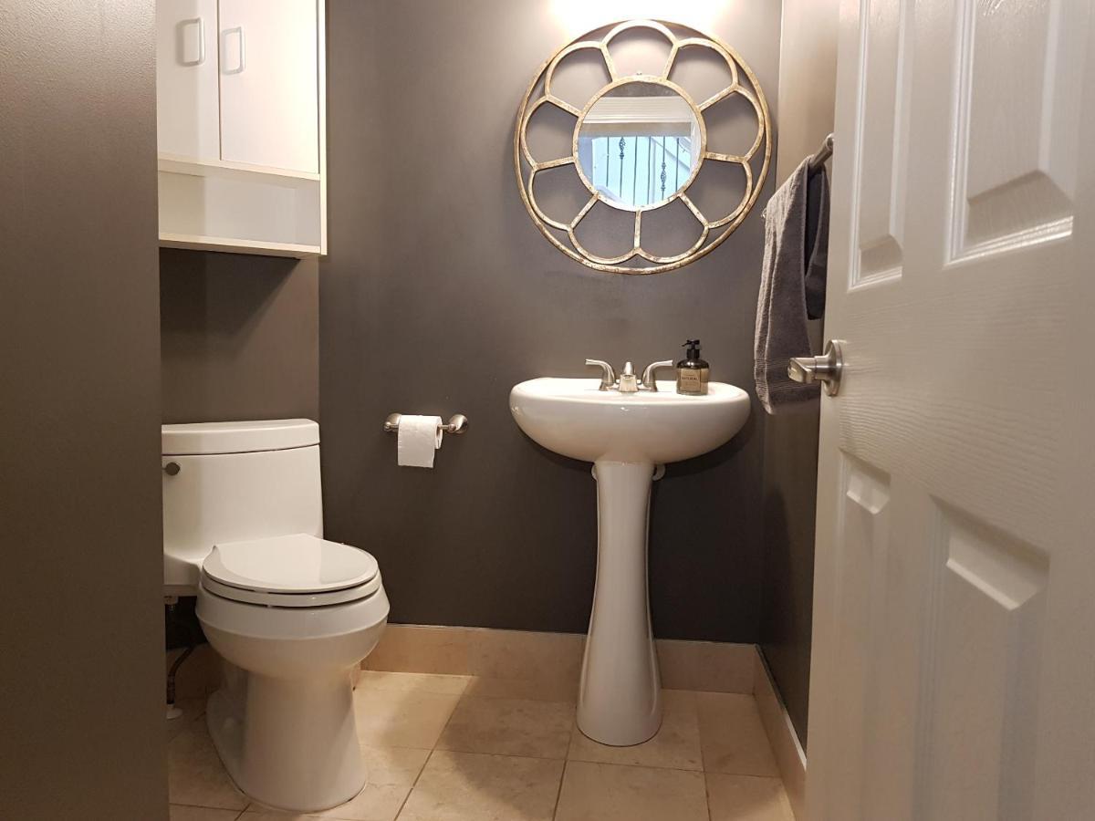 Tuscan Ridge Guesthouse Calgary West エクステリア 写真